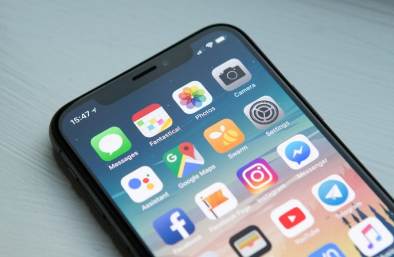 Kako popraviti crn ekran na telefonu