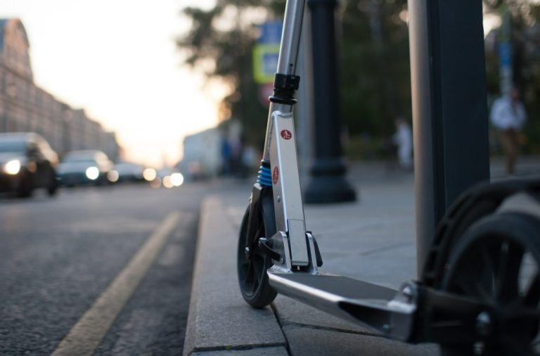 Koliko košta električni trotinet